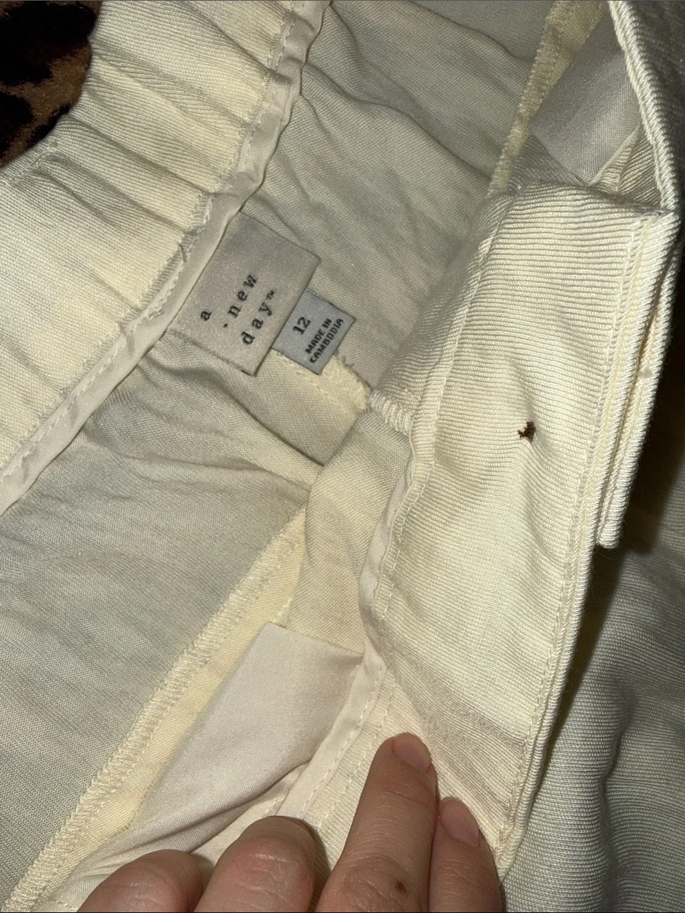 Light Cream Linen-Blend Trousers with Button Waist